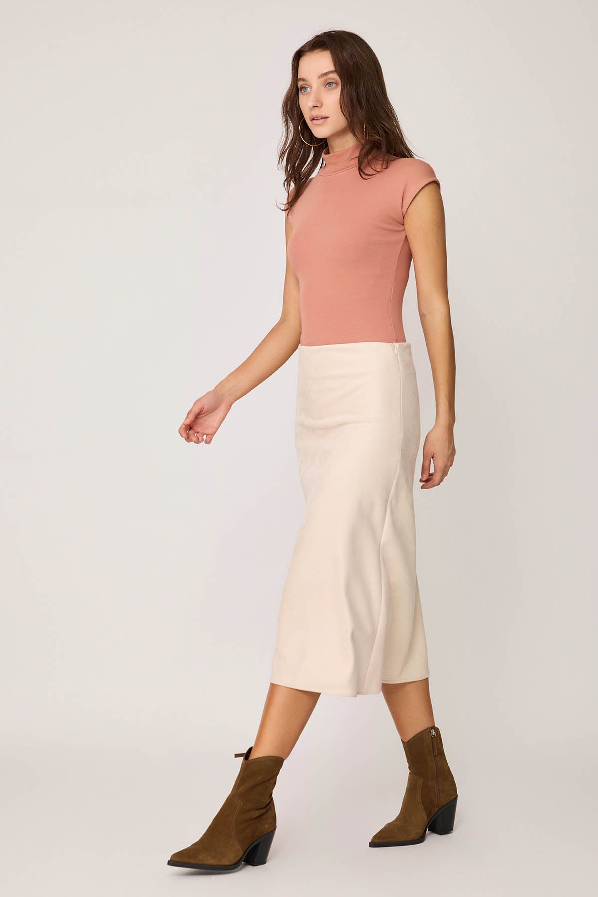 WAIST-CUTTING SUEDE CLOTH SKIRT