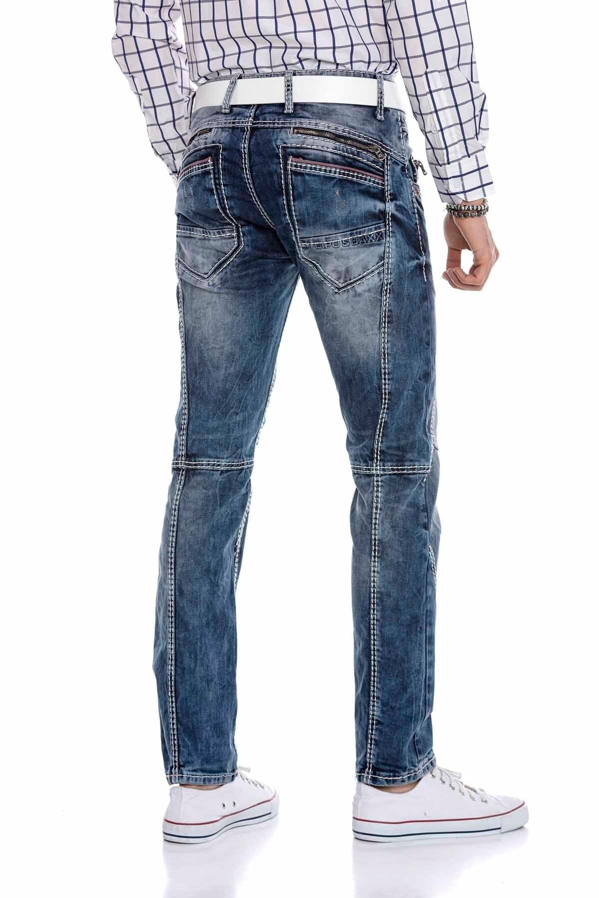CD563
