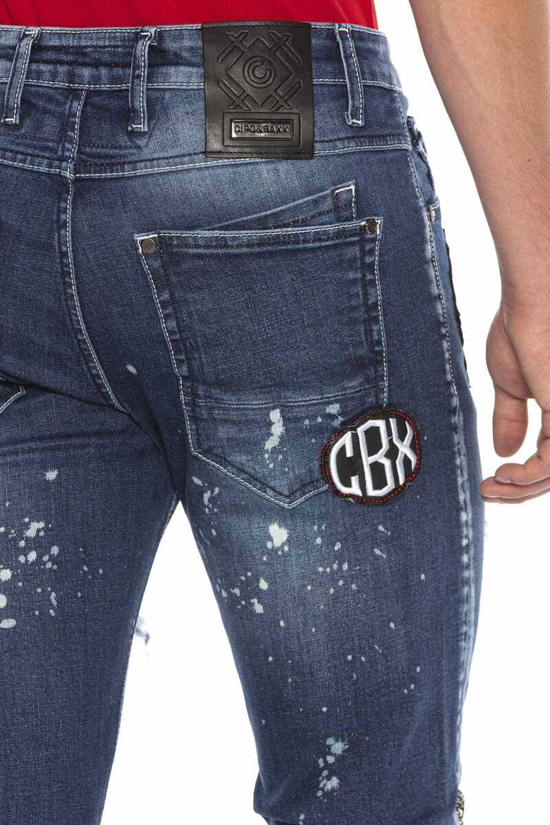 CD643