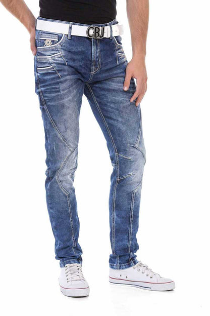 CD695