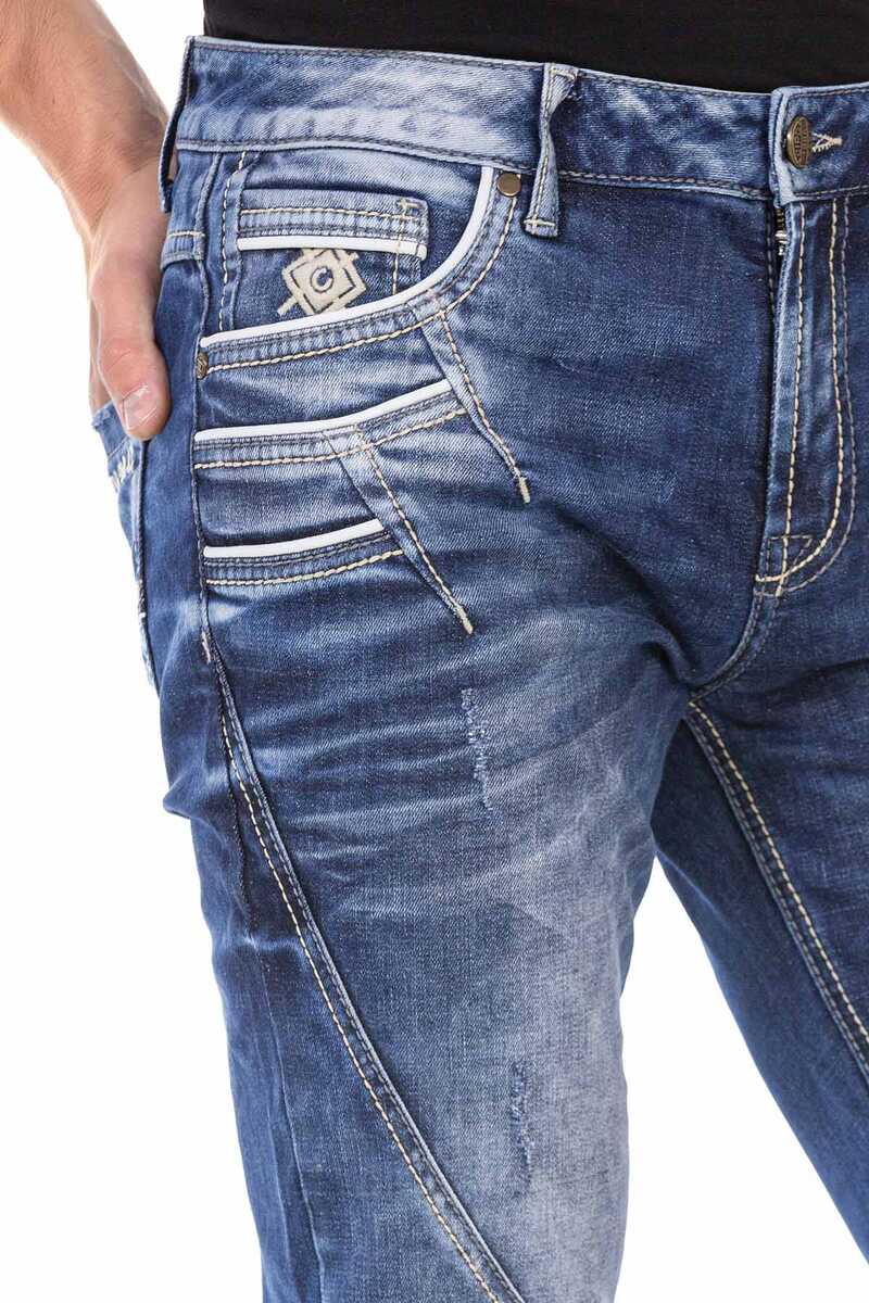 CD695