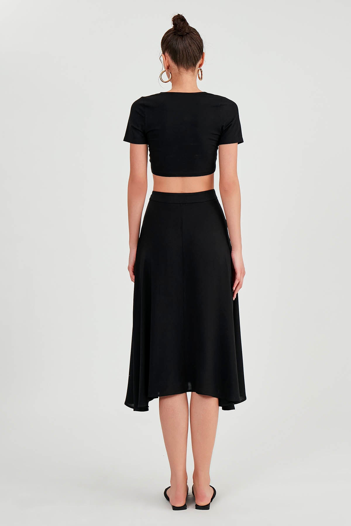 POCKETED MIDI SKIRT