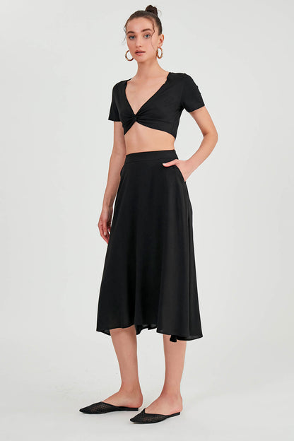 POCKETED MIDI SKIRT