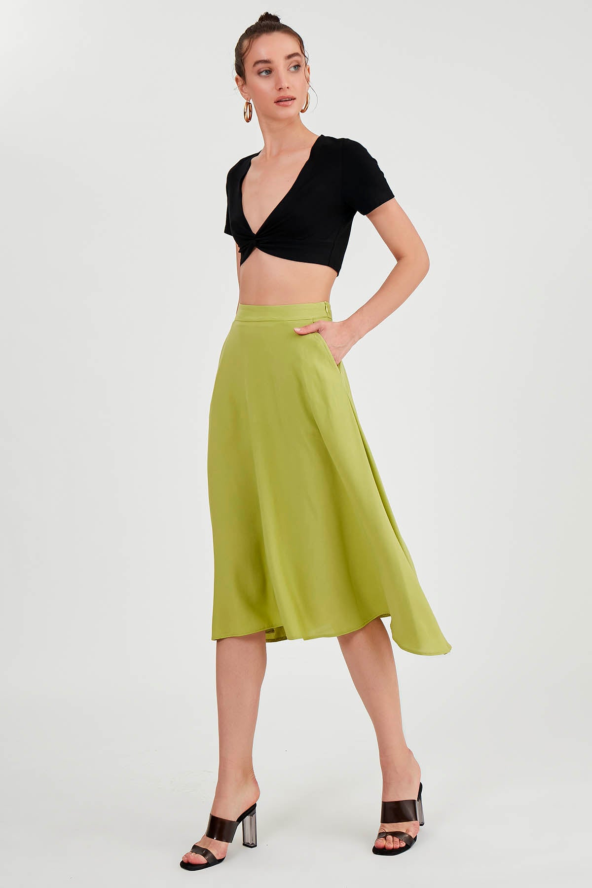 POCKETED MIDI SKIRT