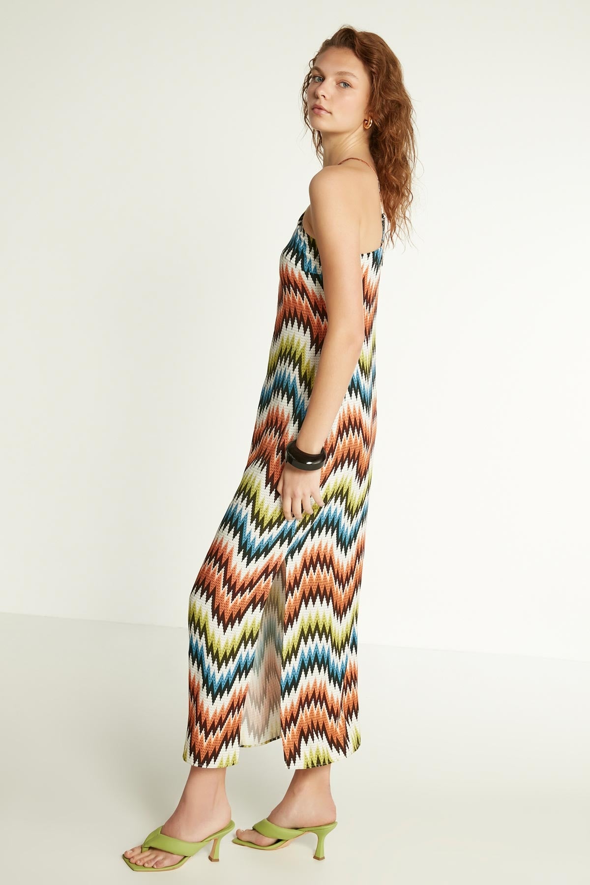 LONG DRESS WITH SMART COLOR