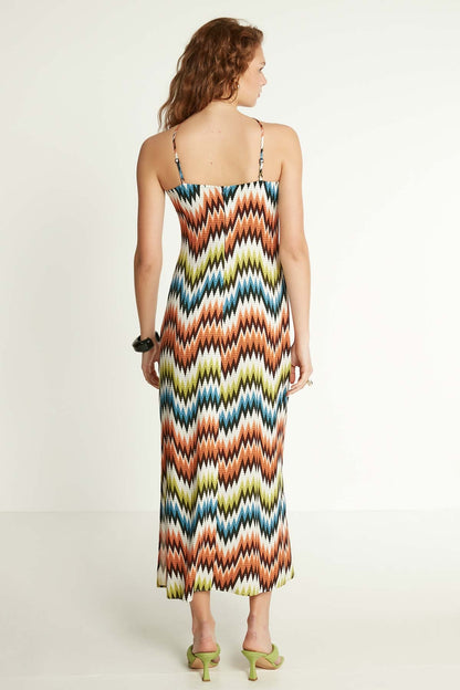 LONG DRESS WITH SMART COLOR