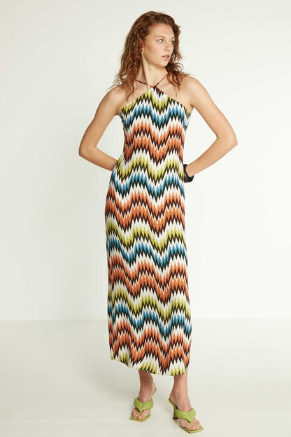 LONG DRESS WITH SMART COLOR