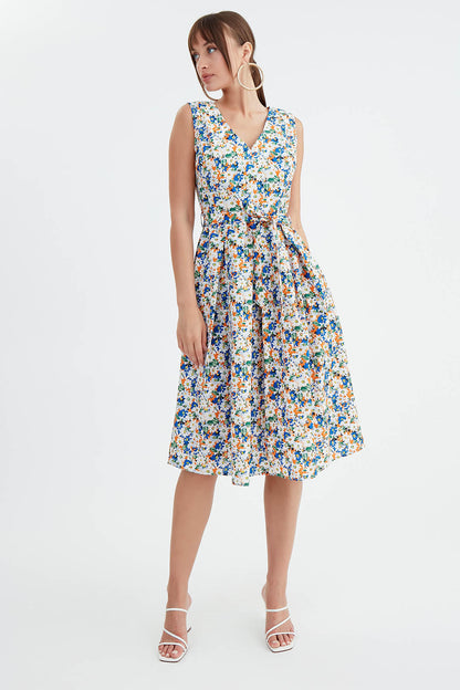 MIDI HEIGHT DRESS WITH FLOWER PATTERN