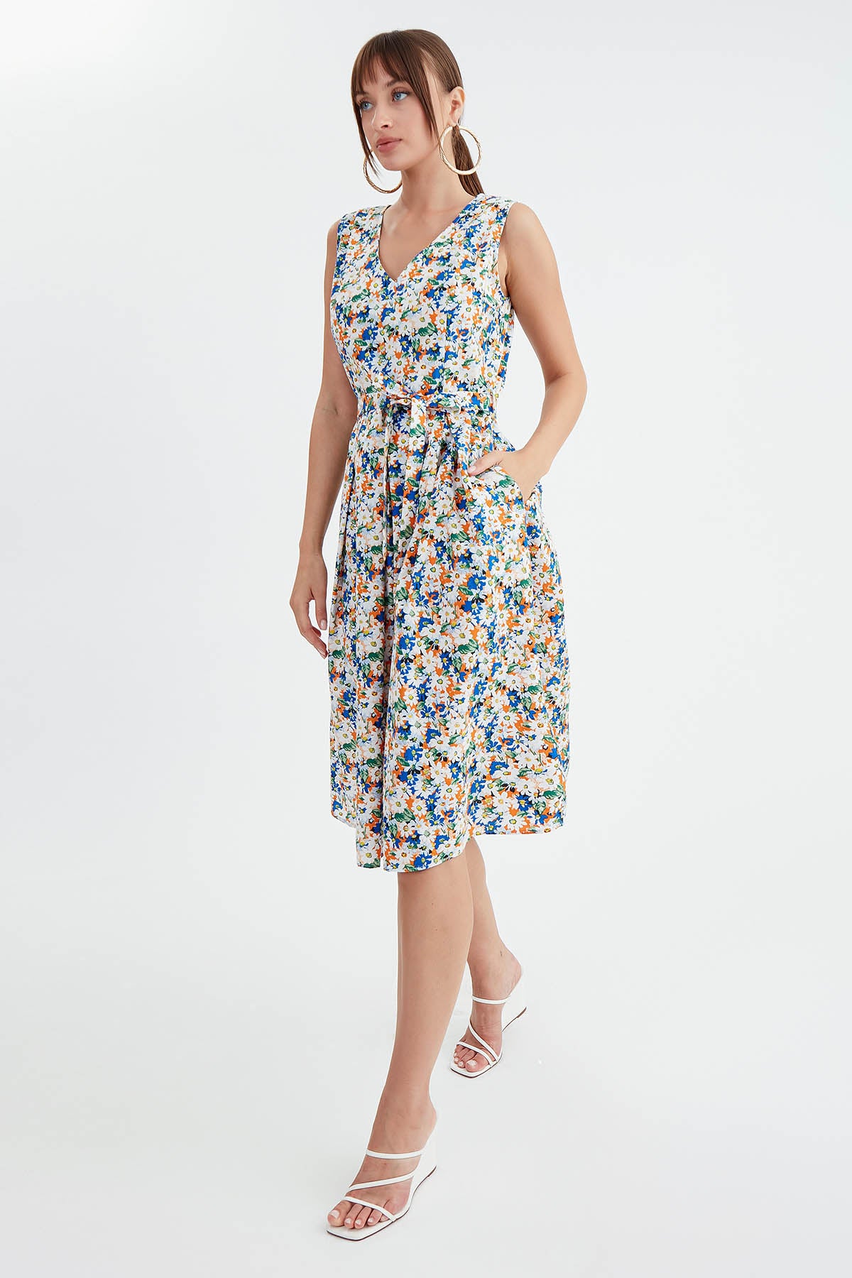 MIDI HEIGHT DRESS WITH FLOWER PATTERN