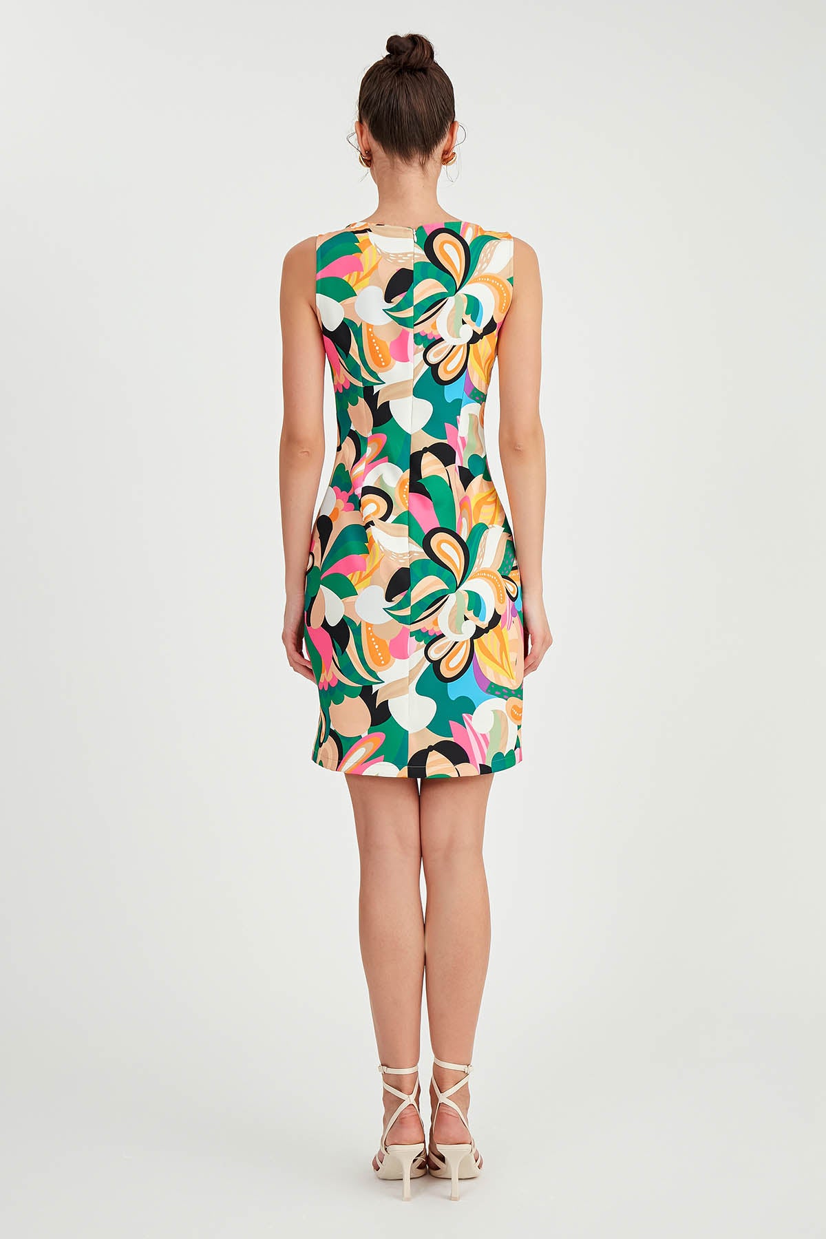 SLEEVELESS DRESS WITH FLOWERS