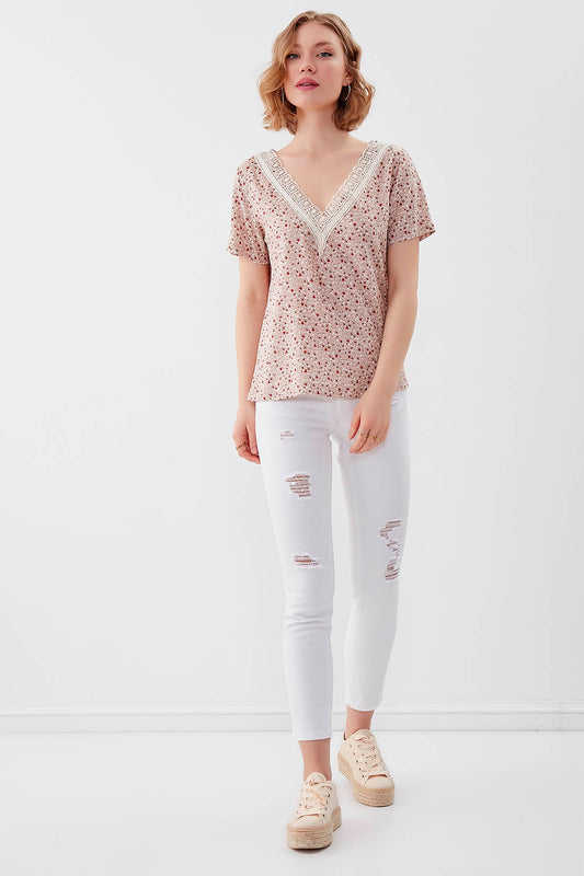 FLORAL V COLLAR BLOUSE