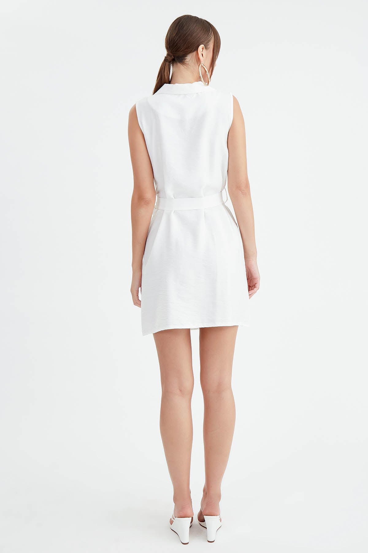 DOUBLE POCKET BUTTON BELT DRESS