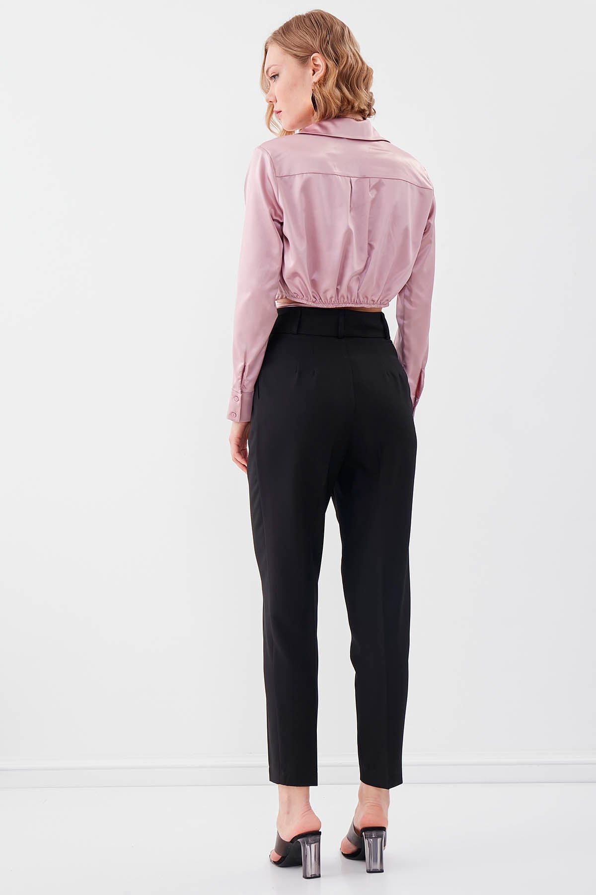 DOUBLE-BUTTON CROP TROUSERS