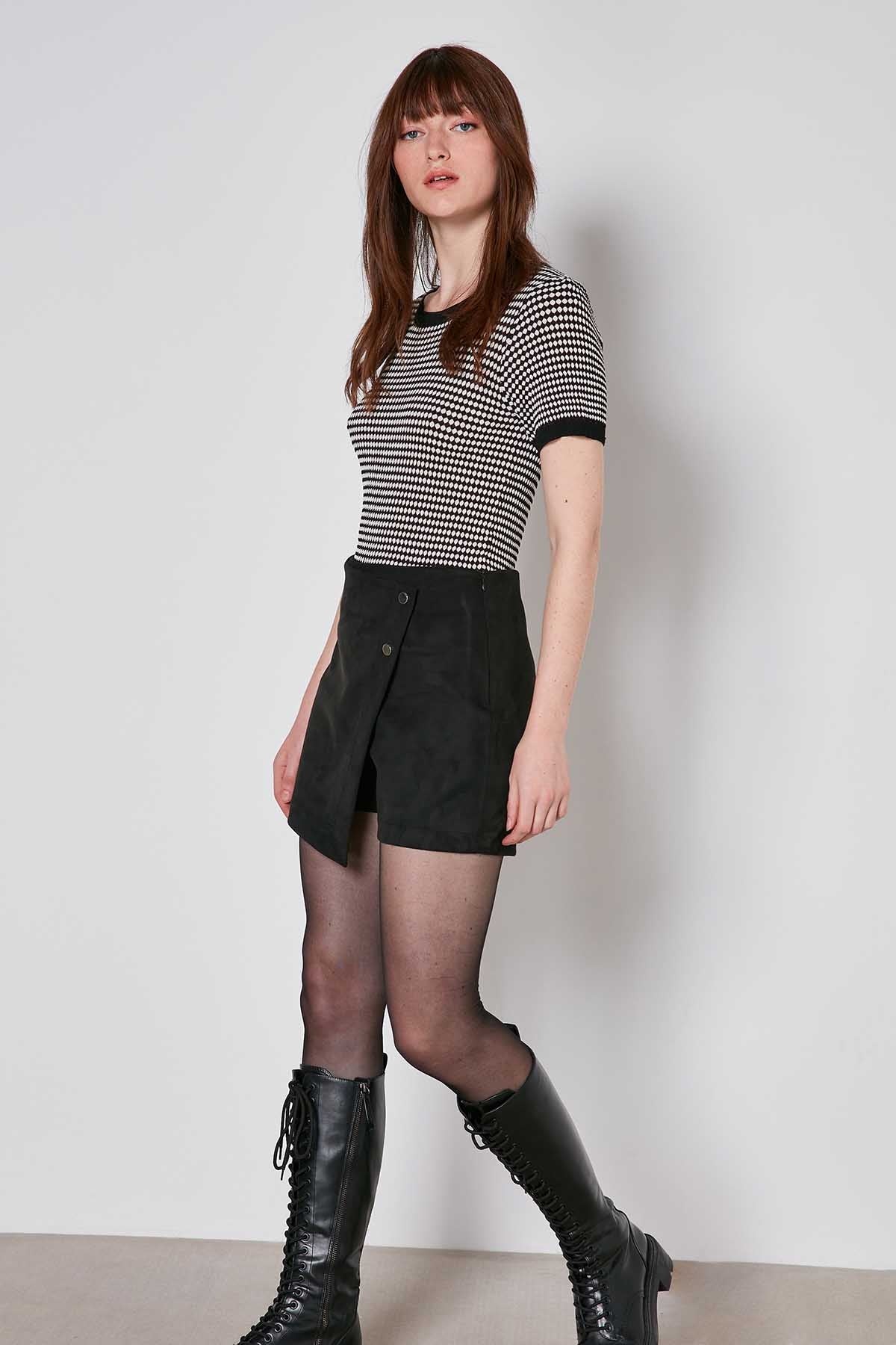 STUDS DETAILED ARTIFICIAL SUITE SHORTS SKIRT