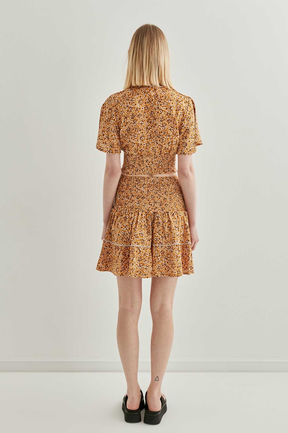 COILED BLOUSE SKIRT SET WITH FLORAL PATTERN