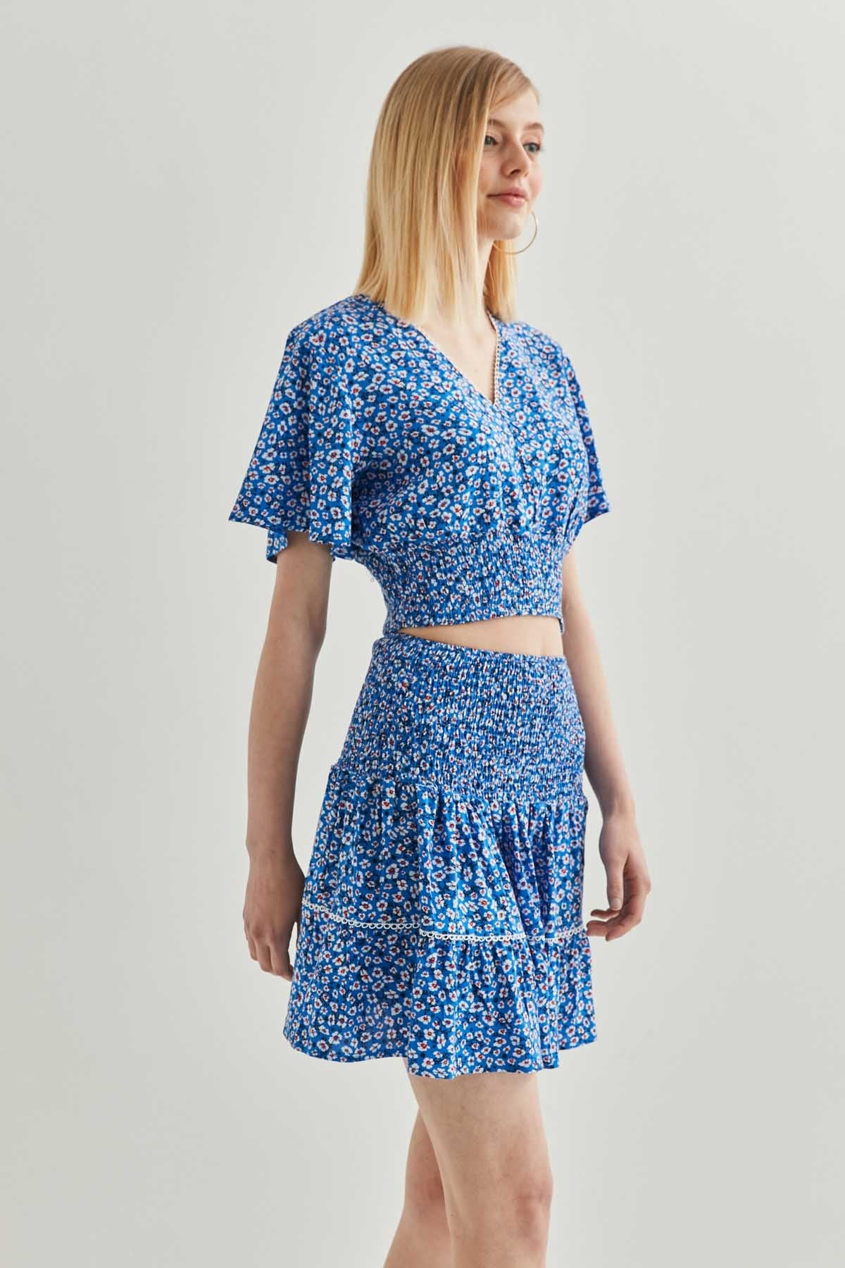COILED BLOUSE SKIRT SET WITH FLORAL PATTERN
