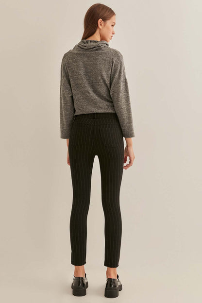FIVE POCKET TIGHTS WITH LINE PATTERN