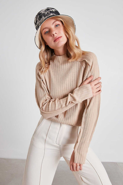 STRIPED KNITTED STITCH DETAILED BLOUSE