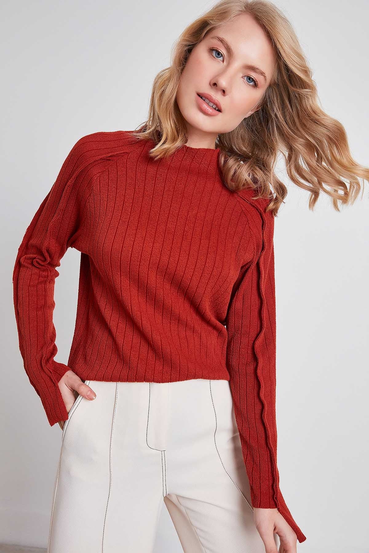 STRIPED KNITTED STITCH DETAILED BLOUSE