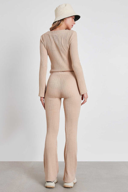 STRIPED KNITTED CLOTH COMFORTABLE TROUSERS