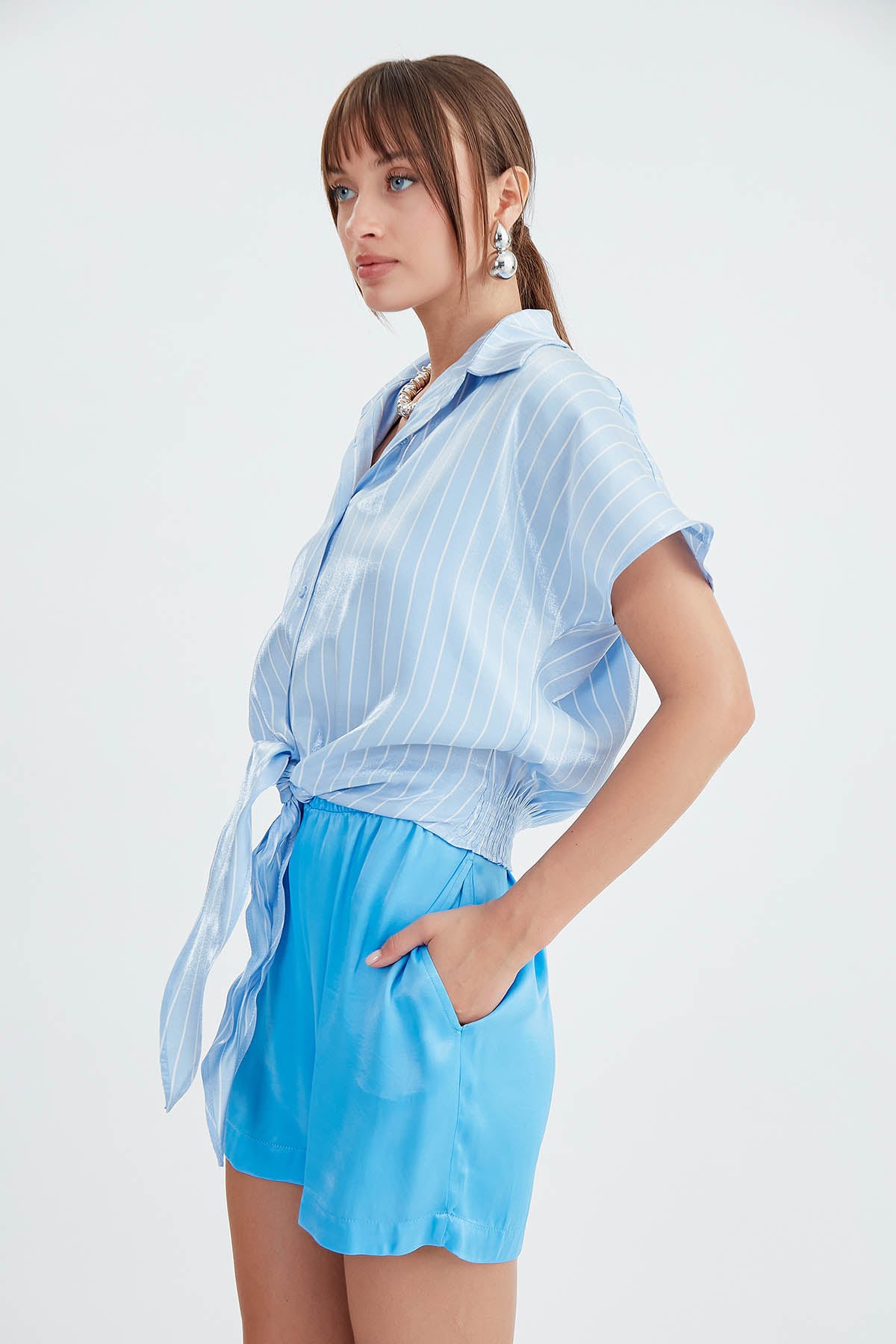 STRIPED GLOSSY SATIN FRONT LINKED SHIRT