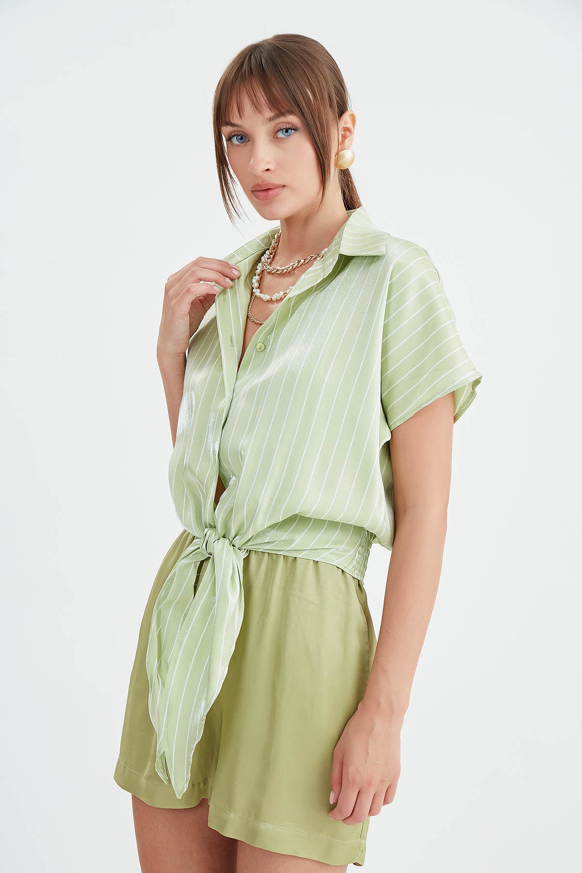 STRIPED GLOSSY SATIN FRONT LINKED SHIRT