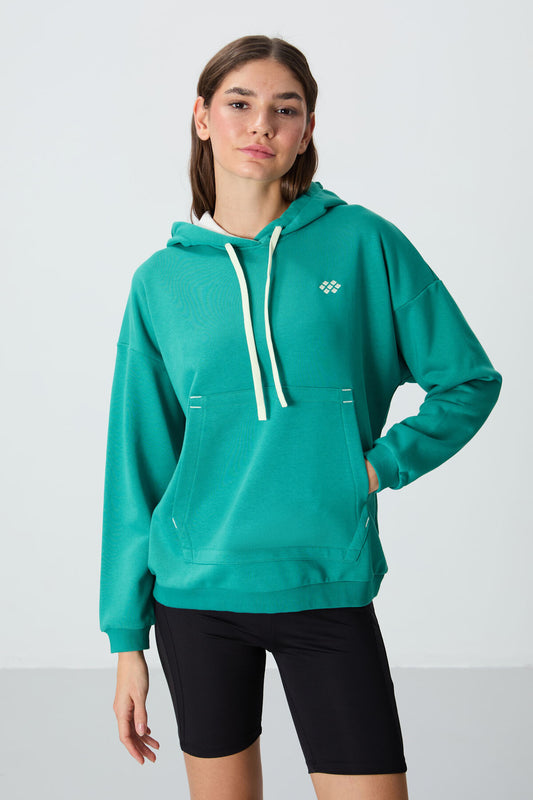 Compact Cotton Thick Smooth Textured Hooded Oversize Fit Women's Sweatshirt - 97291