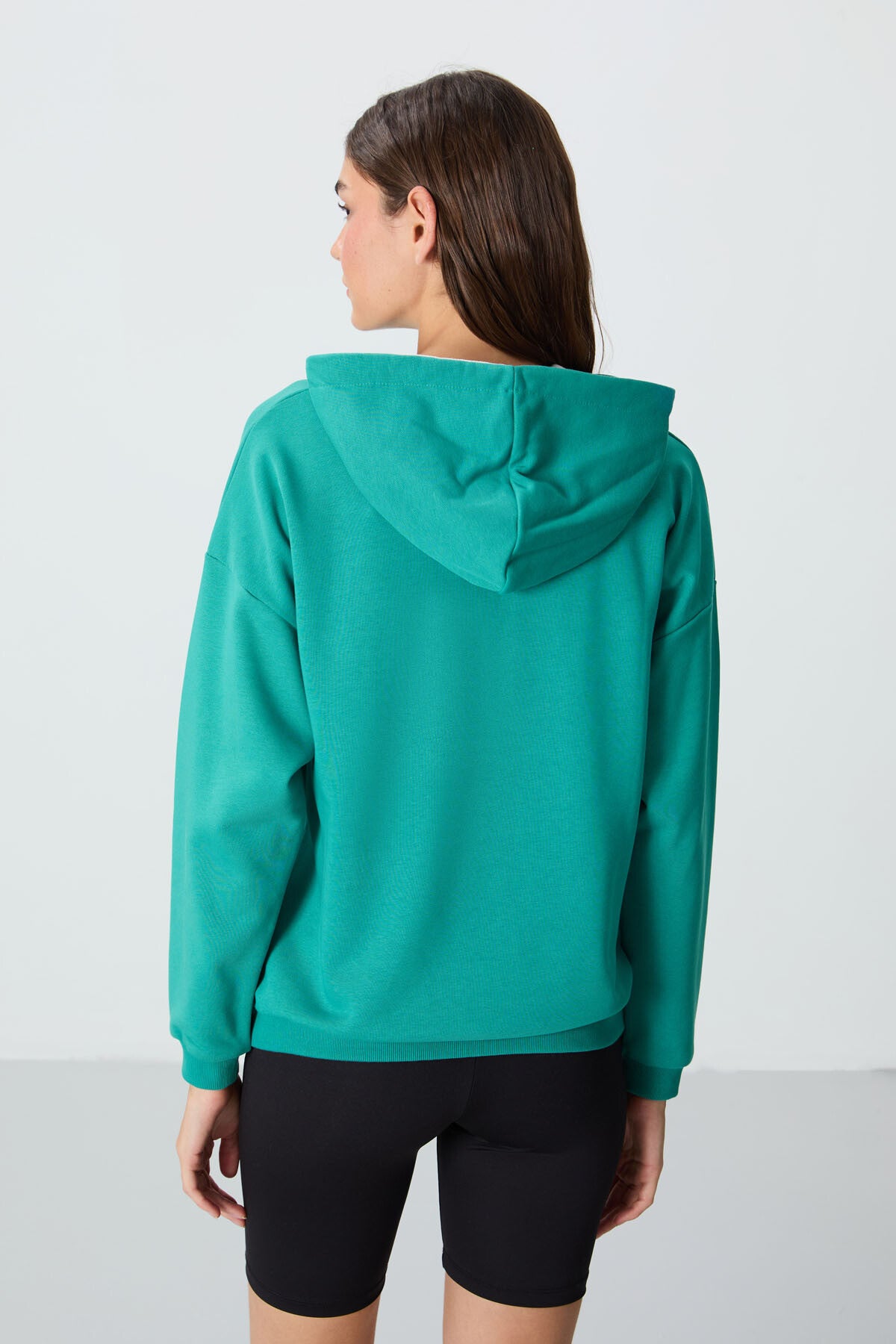 Compact Cotton Thick Smooth Textured Hooded Oversize Fit Women's Sweatshirt - 97291