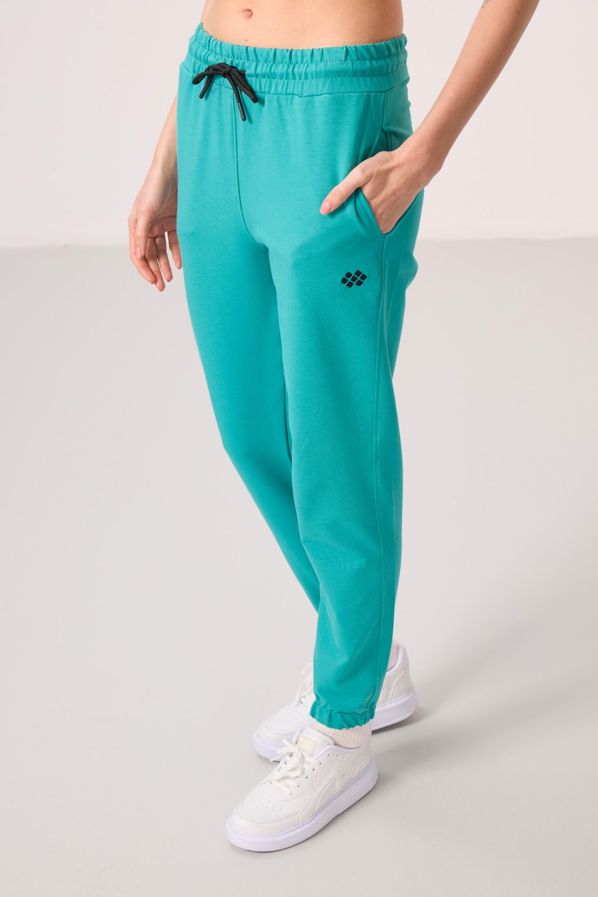 Stand-Up Collar Zippered Comfort Fit Women's Tracksuit Tunic Set - 95345