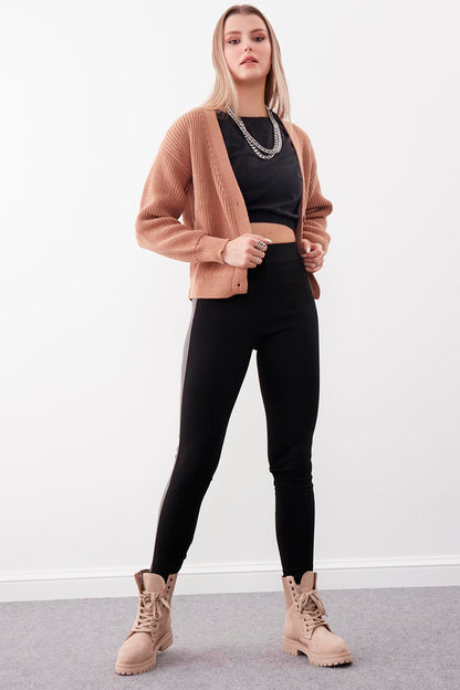 HIGH-WAIST TIGHTS WITH LEATHER STRIPES