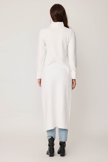 DEEP-SPLIT KNITTED BLOUSE