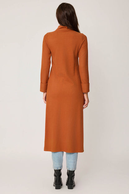 DEEP-SPLIT KNITTED BLOUSE
