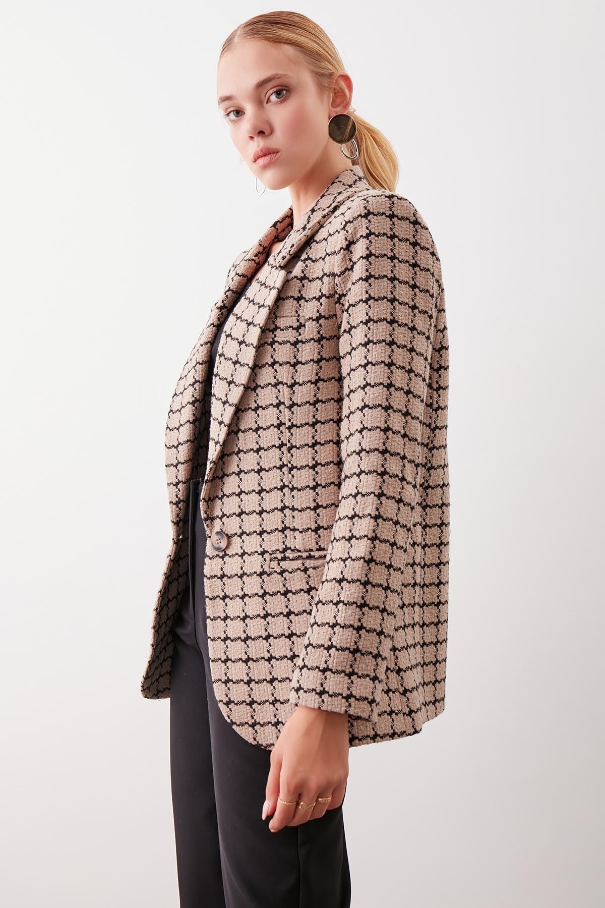 CLASSIC PATTERNED SINGLE BUTTON JACKET