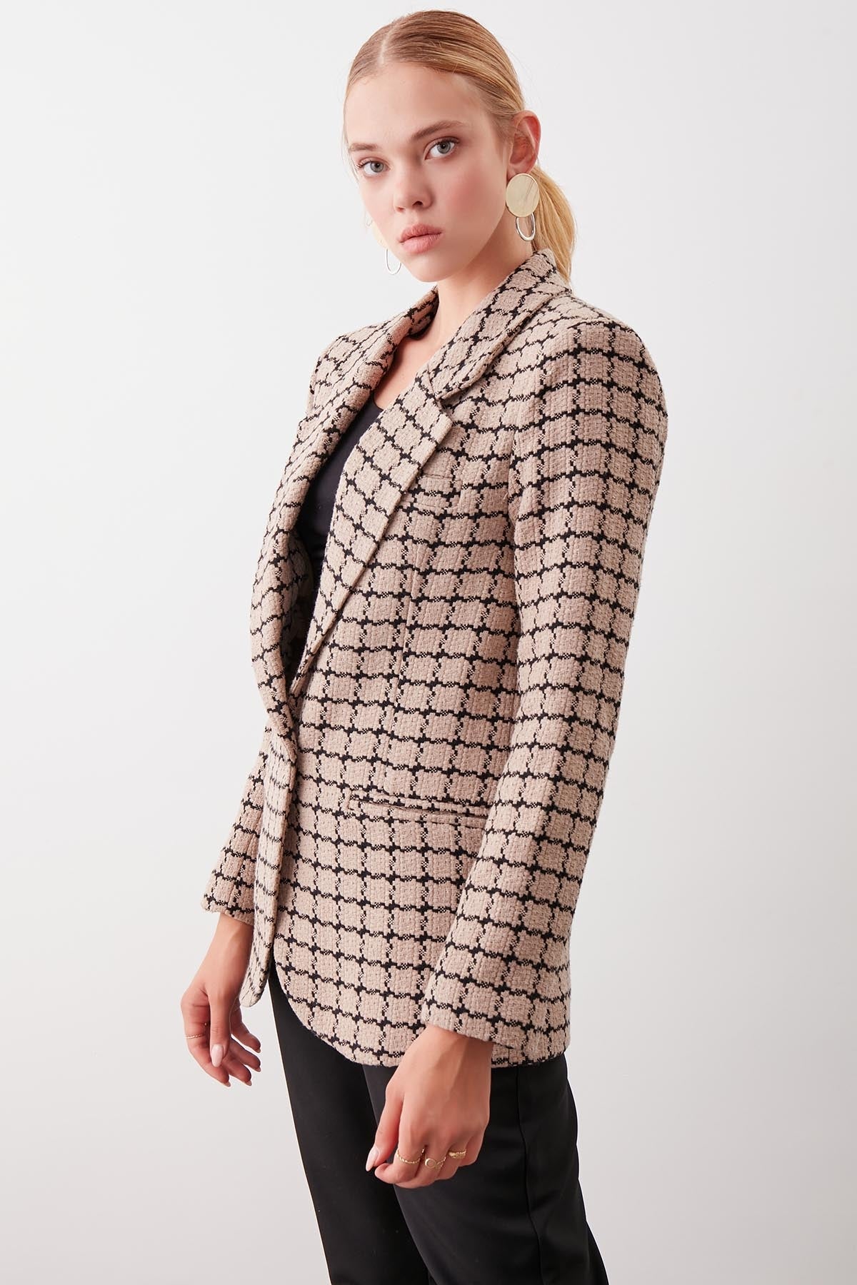 CLASSIC PATTERNED SINGLE BUTTON JACKET