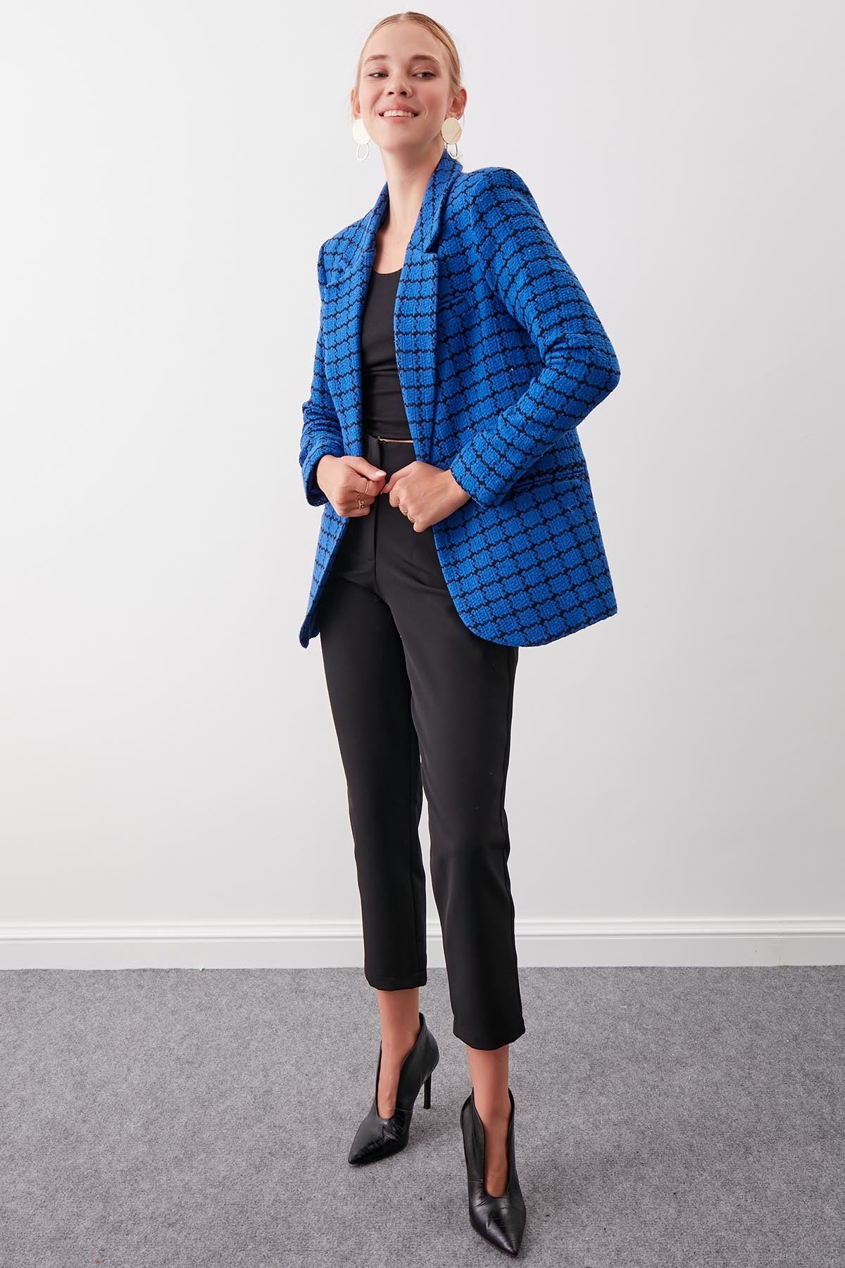 CLASSIC PATTERNED SINGLE BUTTON JACKET