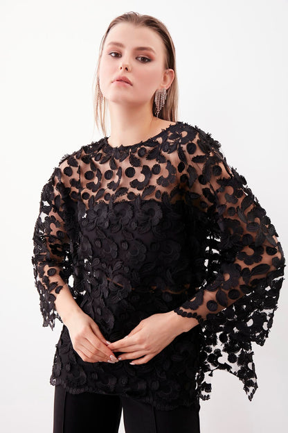 TRANSPARENT PATTERNED BLOUSE