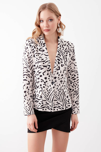 CLASSY PATTERNED LONG COLLARED SINGLE BUTTON BLAZER JACKET