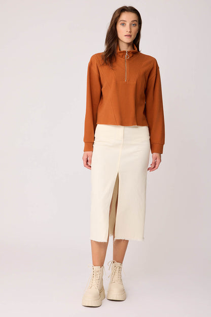 KNITTED SWEATSHIRT WITH STEEP COLLAR & ZIPPER