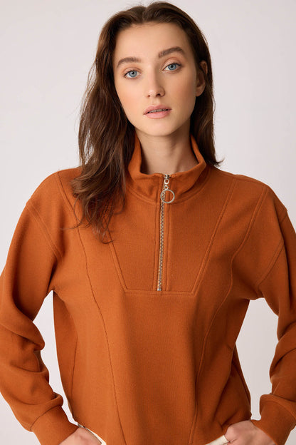 KNITTED SWEATSHIRT WITH STEEP COLLAR & ZIPPER