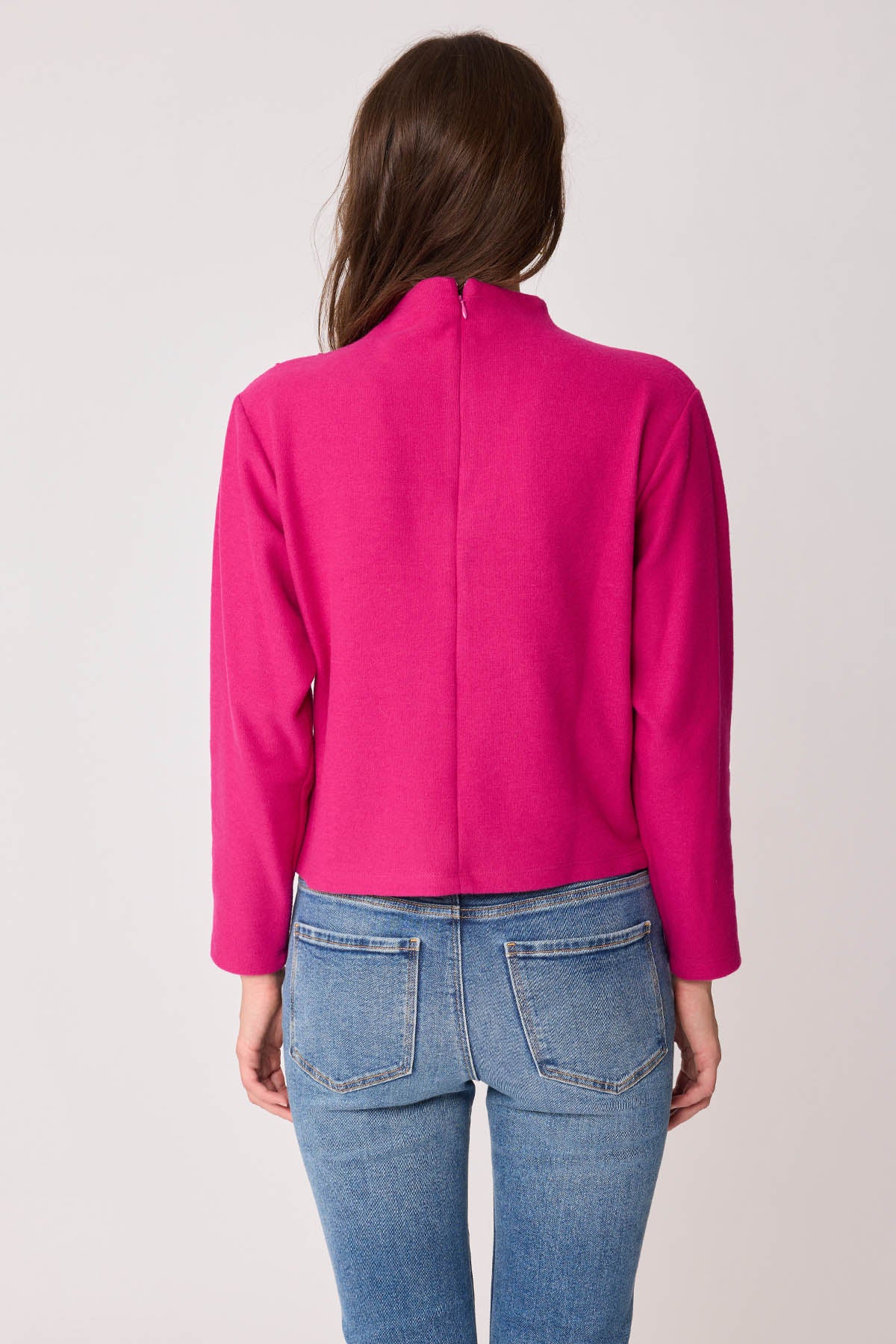 STEEP COLLAR FRONT-STITCHED BACK-ZIPPED BLOUSE