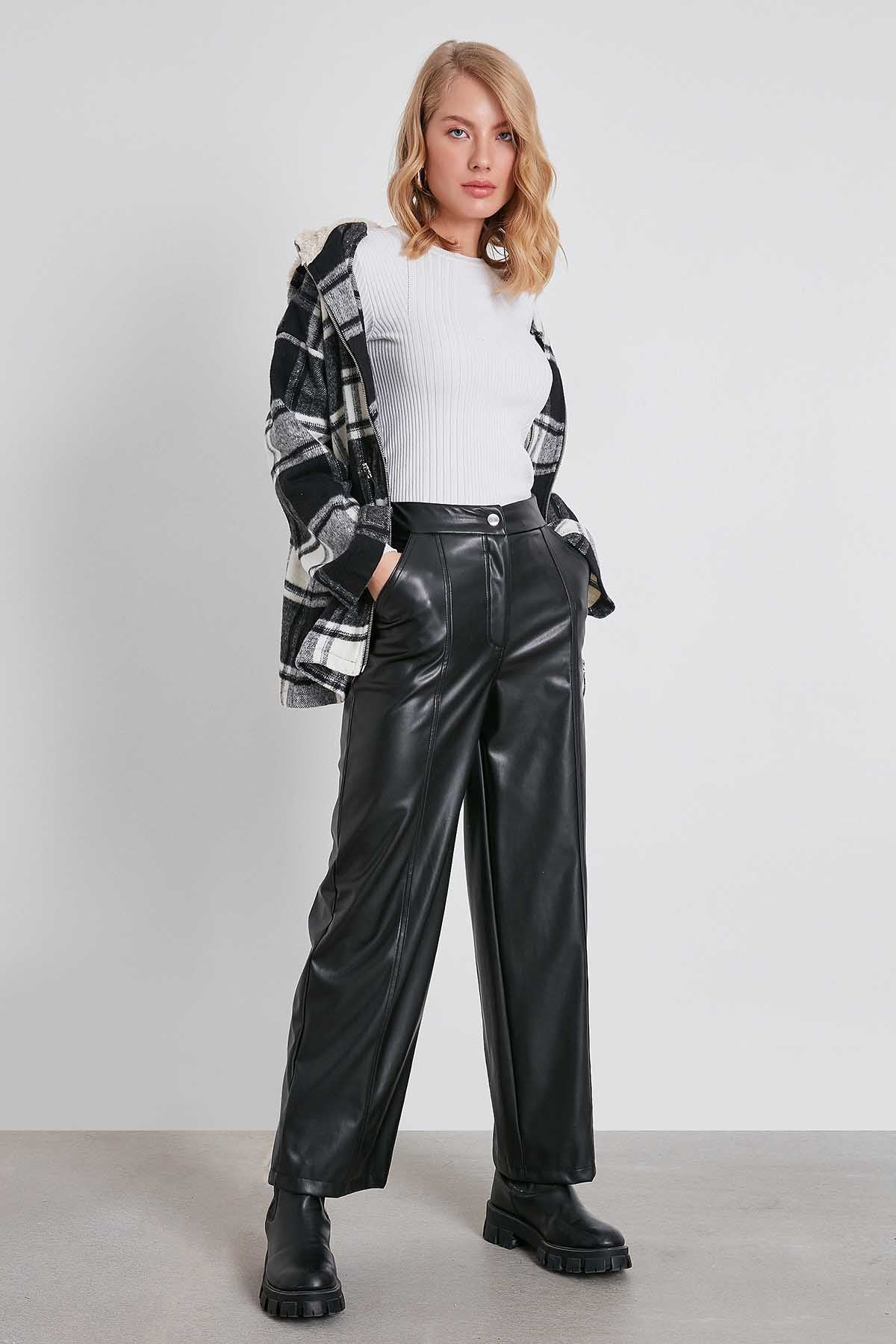 COMFORTABLE PATTERN TROUSERS