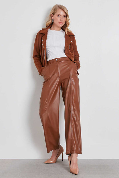 COMFORTABLE PATTERN TROUSERS
