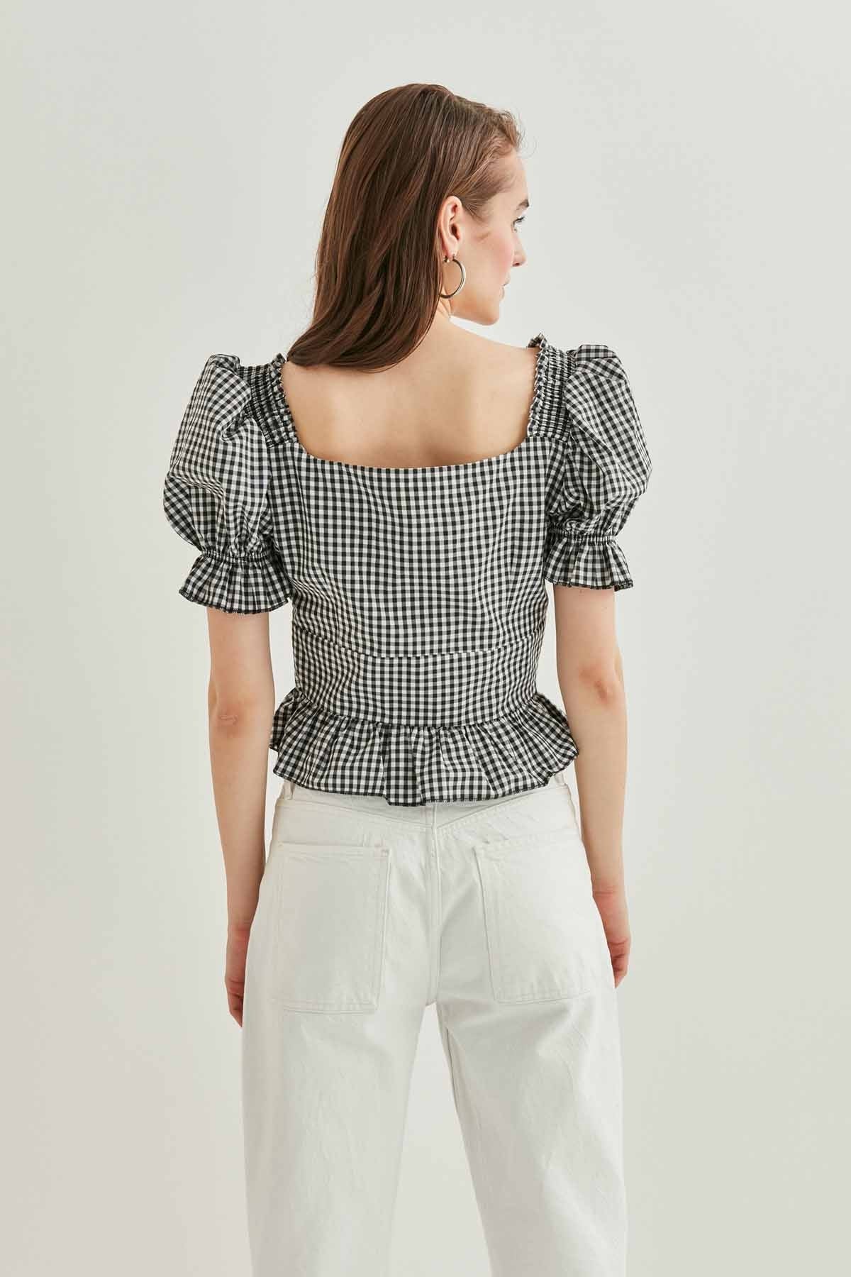 BUTTON DETAILED CHECKERED BLOUSE