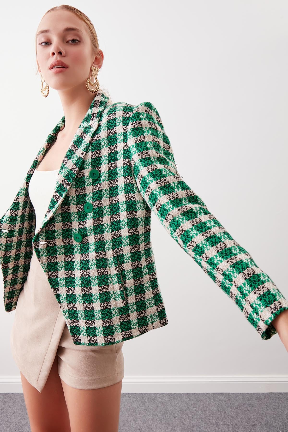 BUTTONED ASYMMETRICAL CUT JACKET