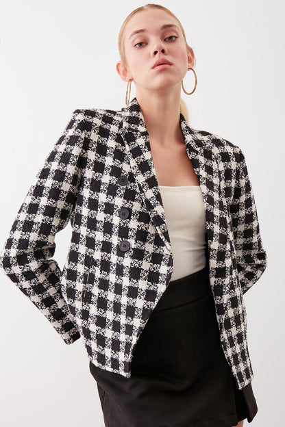 BUTTONED ASYMMETRICAL CUT JACKET