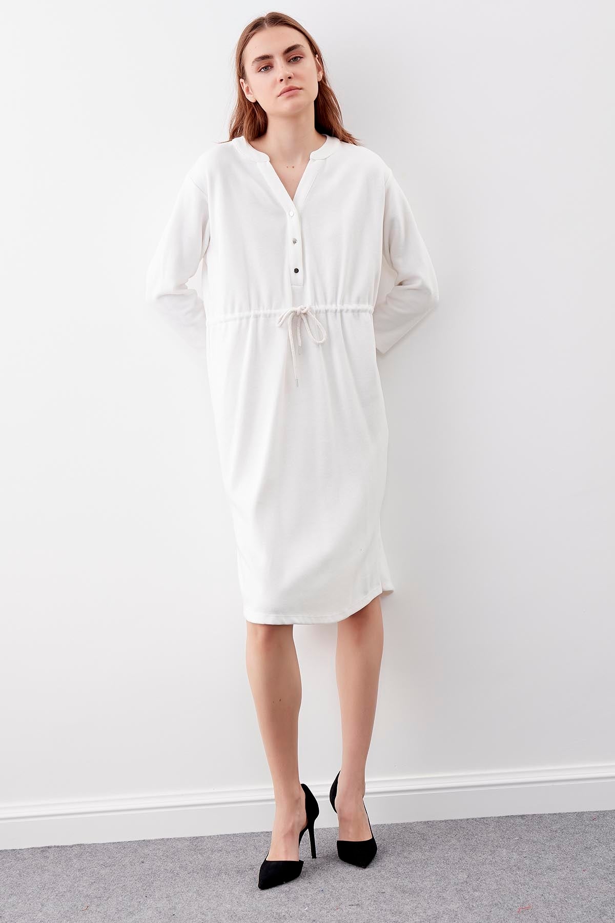 KNITTED DRESS WITH BUTTONS