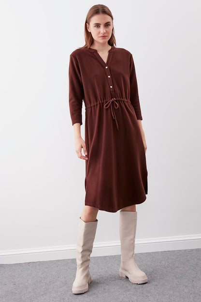 KNITTED DRESS WITH BUTTONS