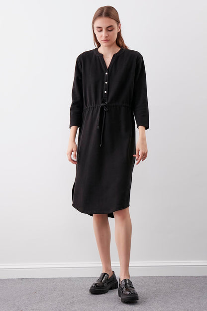KNITTED DRESS WITH BUTTONS