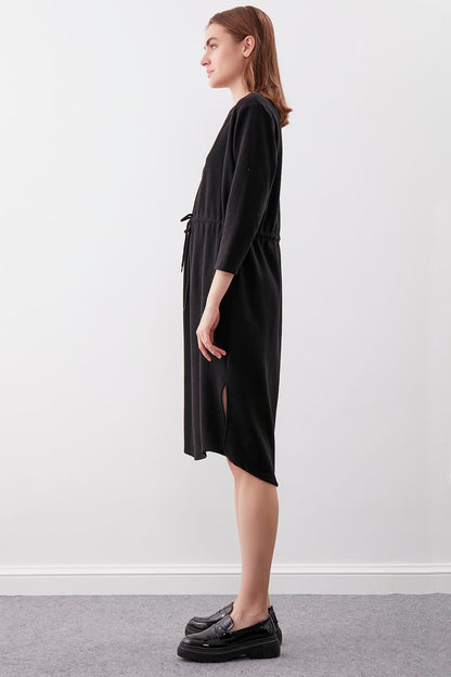 KNITTED DRESS WITH BUTTONS