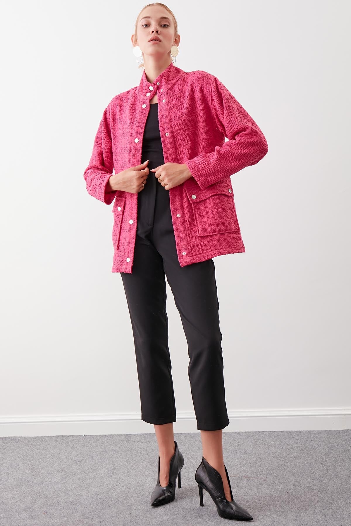 JACKET WITH BUTTON POCKET
